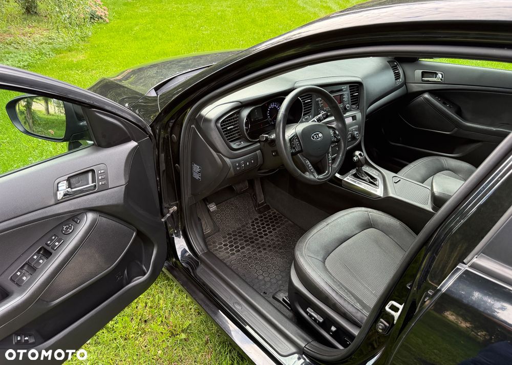 Kia Optima - 8