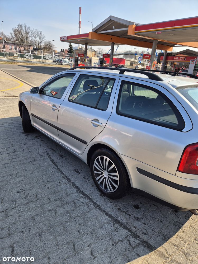 Skoda Octavia 1.9 TDI DPF Elegance - 4