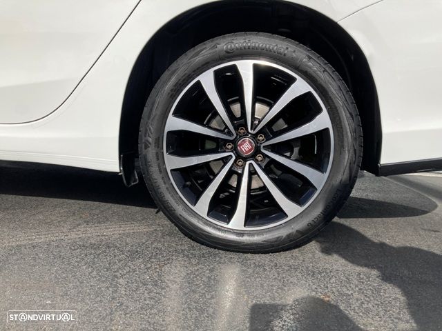 Fiat Tipo Station Wagon 1.3 M-Jet Lounge - 11