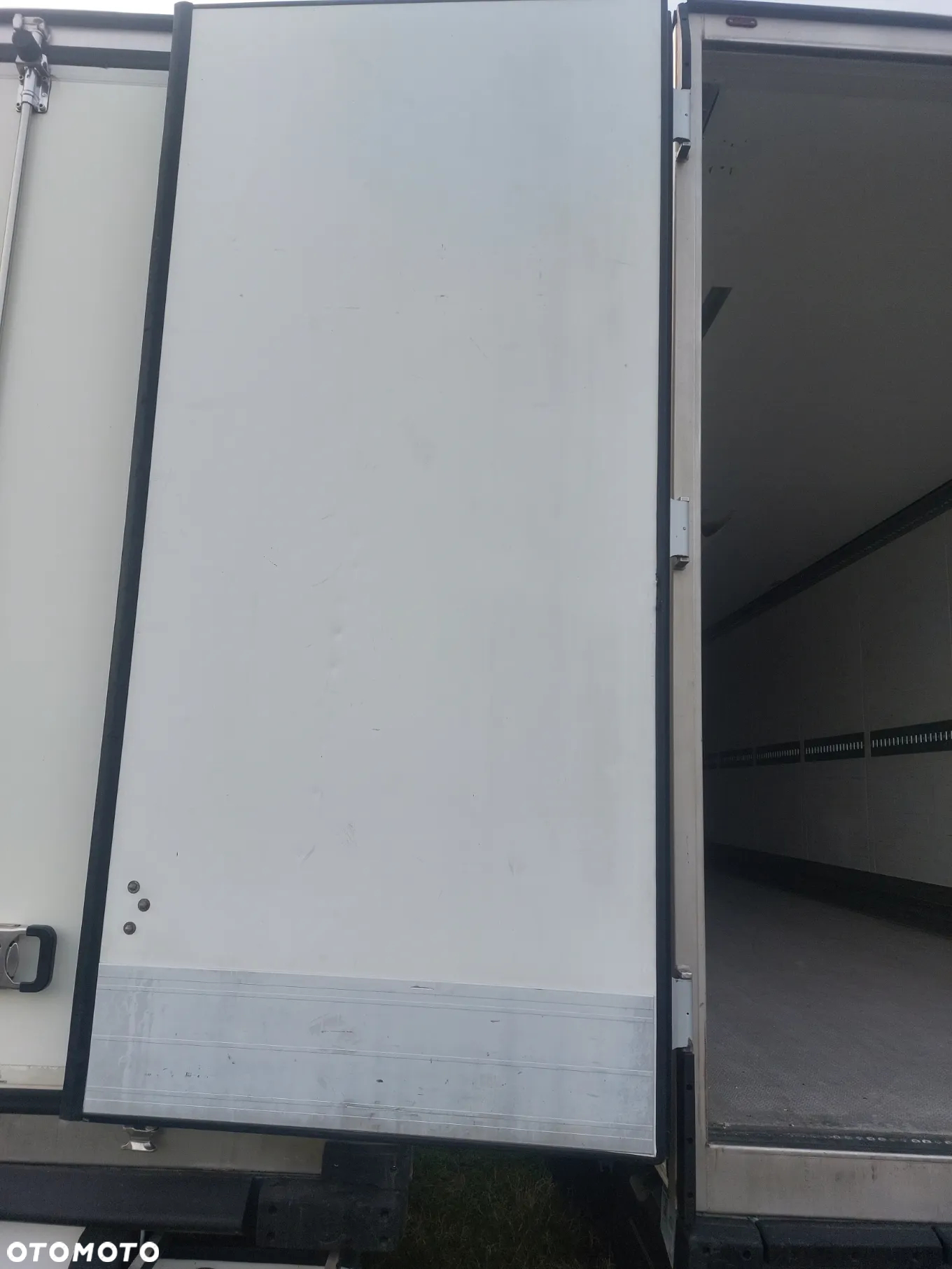Schmitz Cargobull SKO 24 Thermo King SLXe 300 - 6