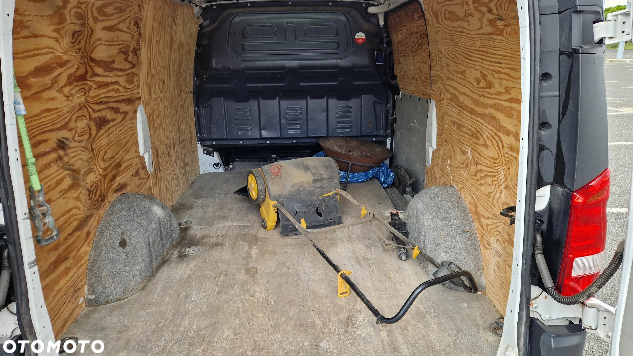 Mercedes-Benz Vito - 4