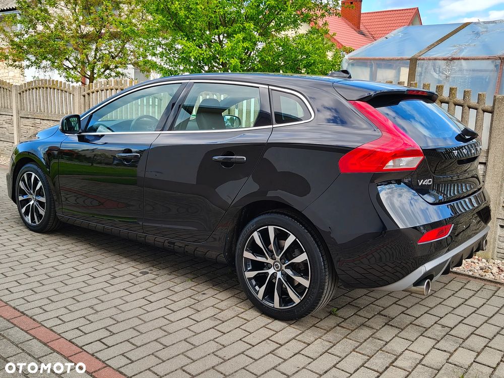 Volvo V40 T2 RDesign - 17