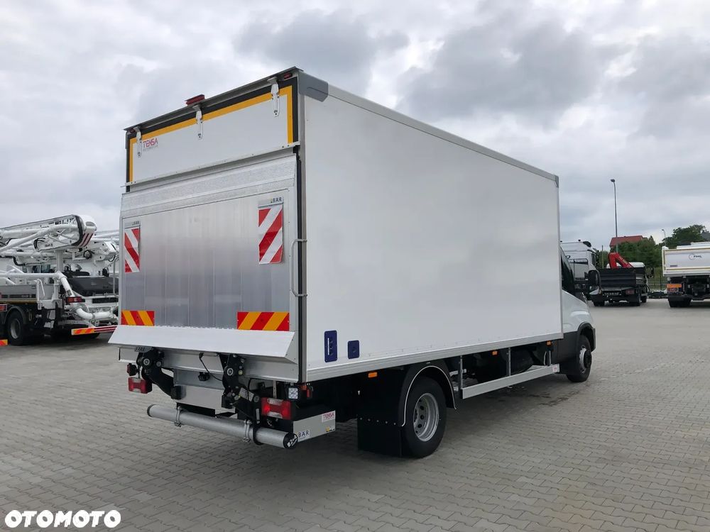 Iveco DAILY 70C18H izoterma winda 750 kg - 5