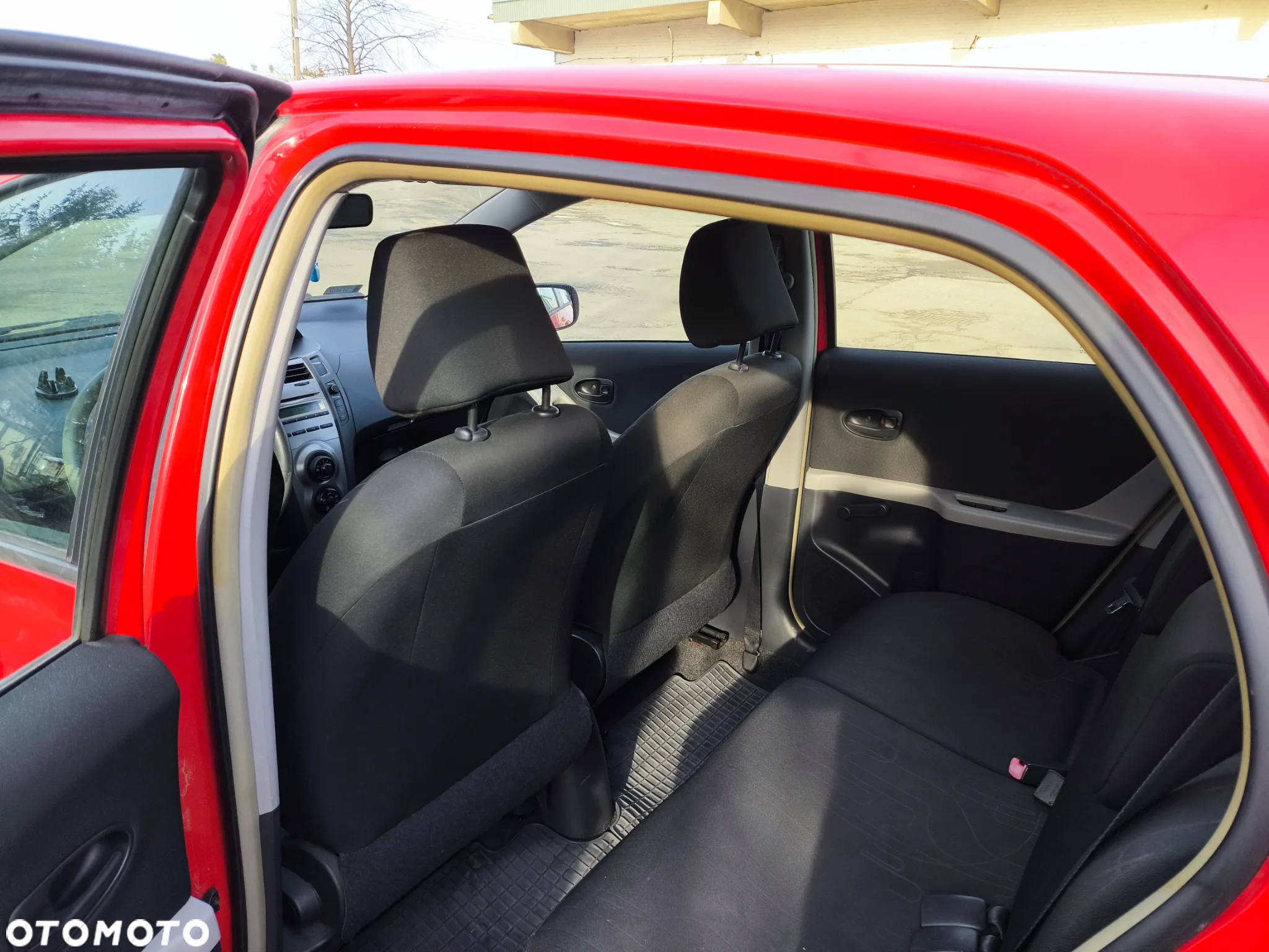 Toyota Yaris 1.0 Terra Start - 6