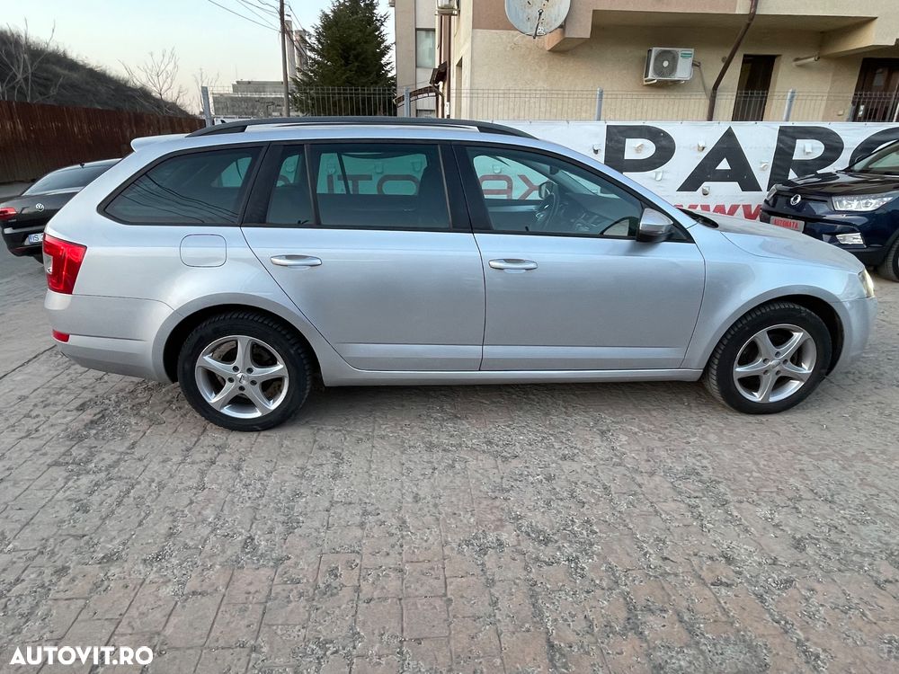 Skoda Octavia 2.0 TDI Green tec DSG Elegance - 12