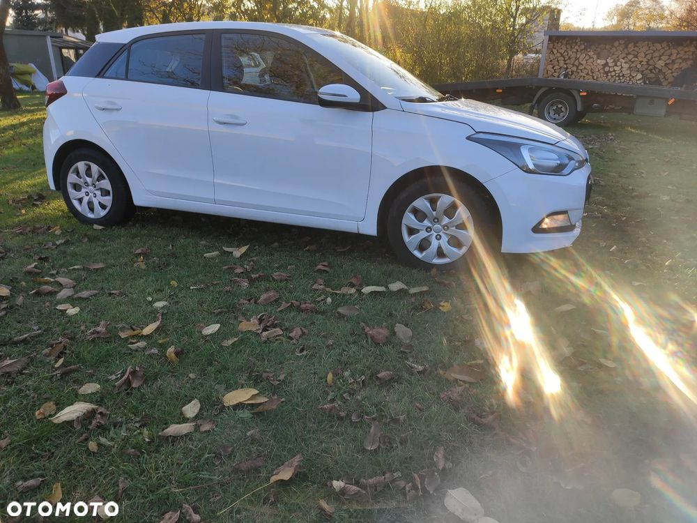 Hyundai I20 2016 photo 4