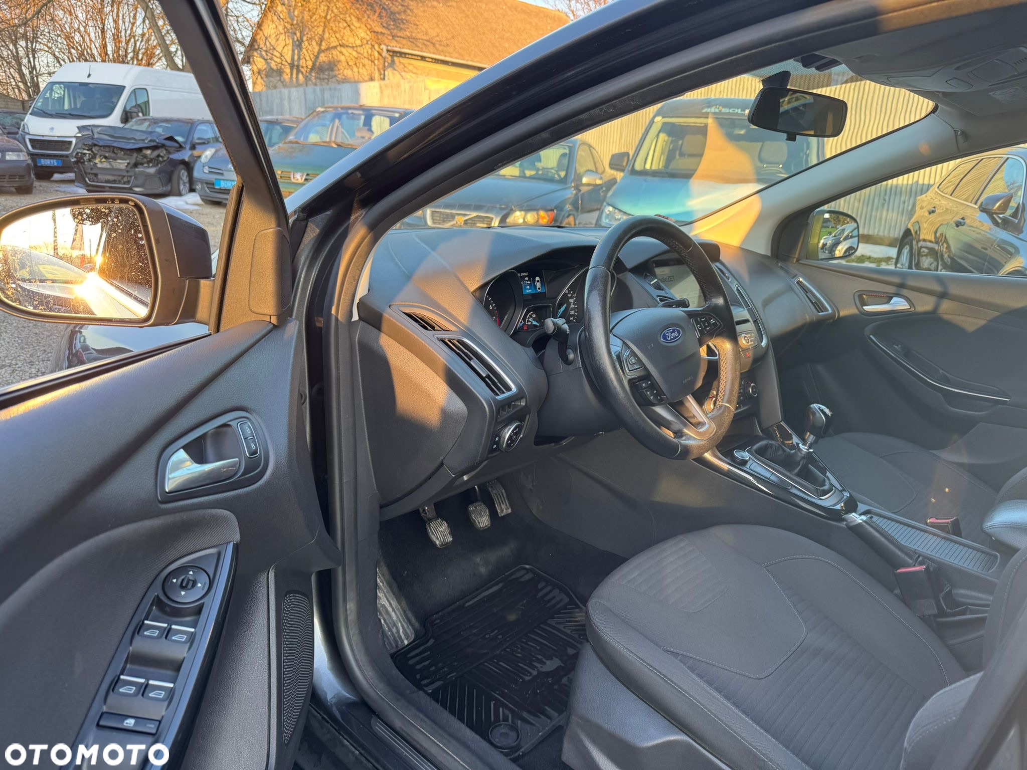 Ford Focus 1.5 EcoBoost Platinium X ASS - 12