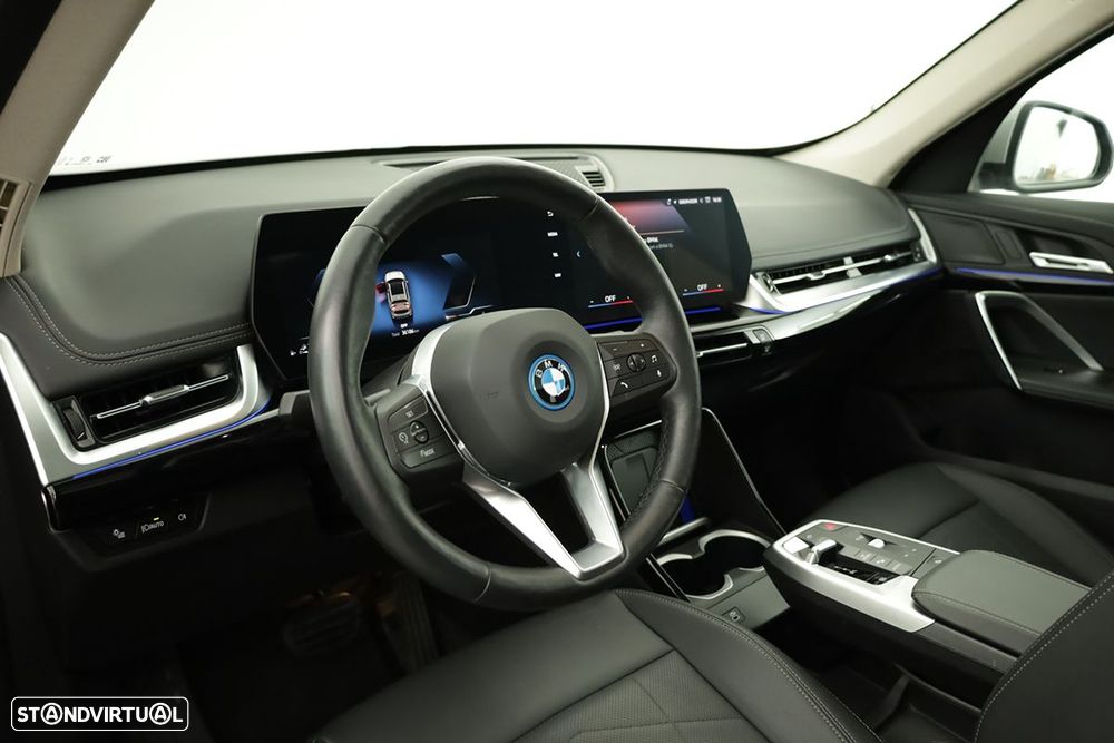 BMW X1 xDrive25e - 8