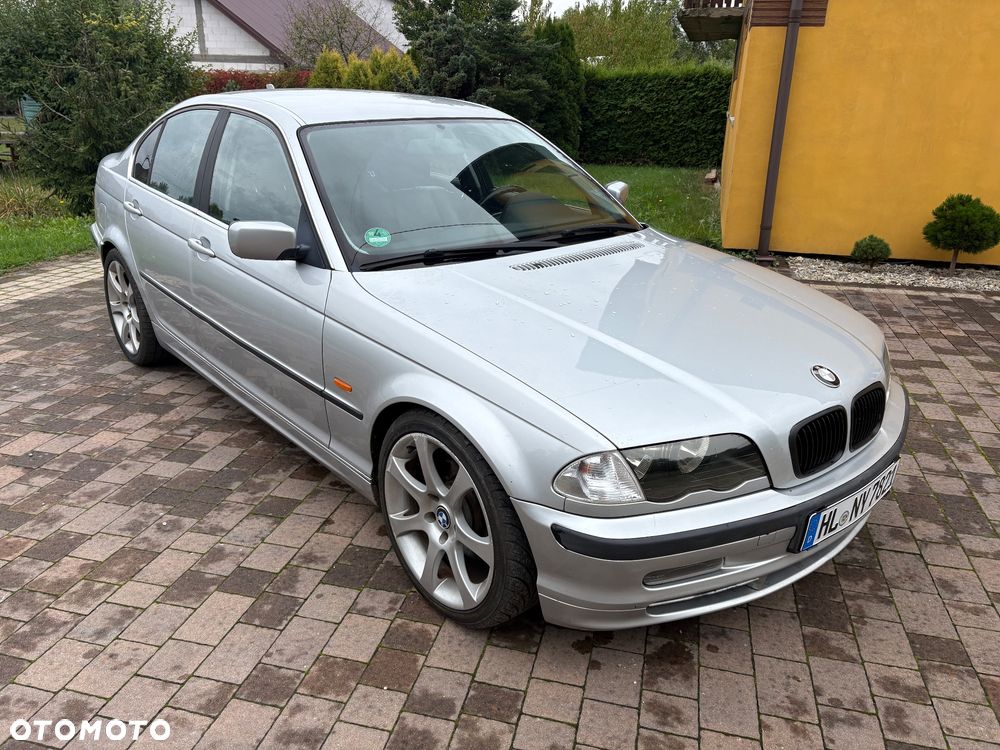 BMW Seria 3 328i - 11