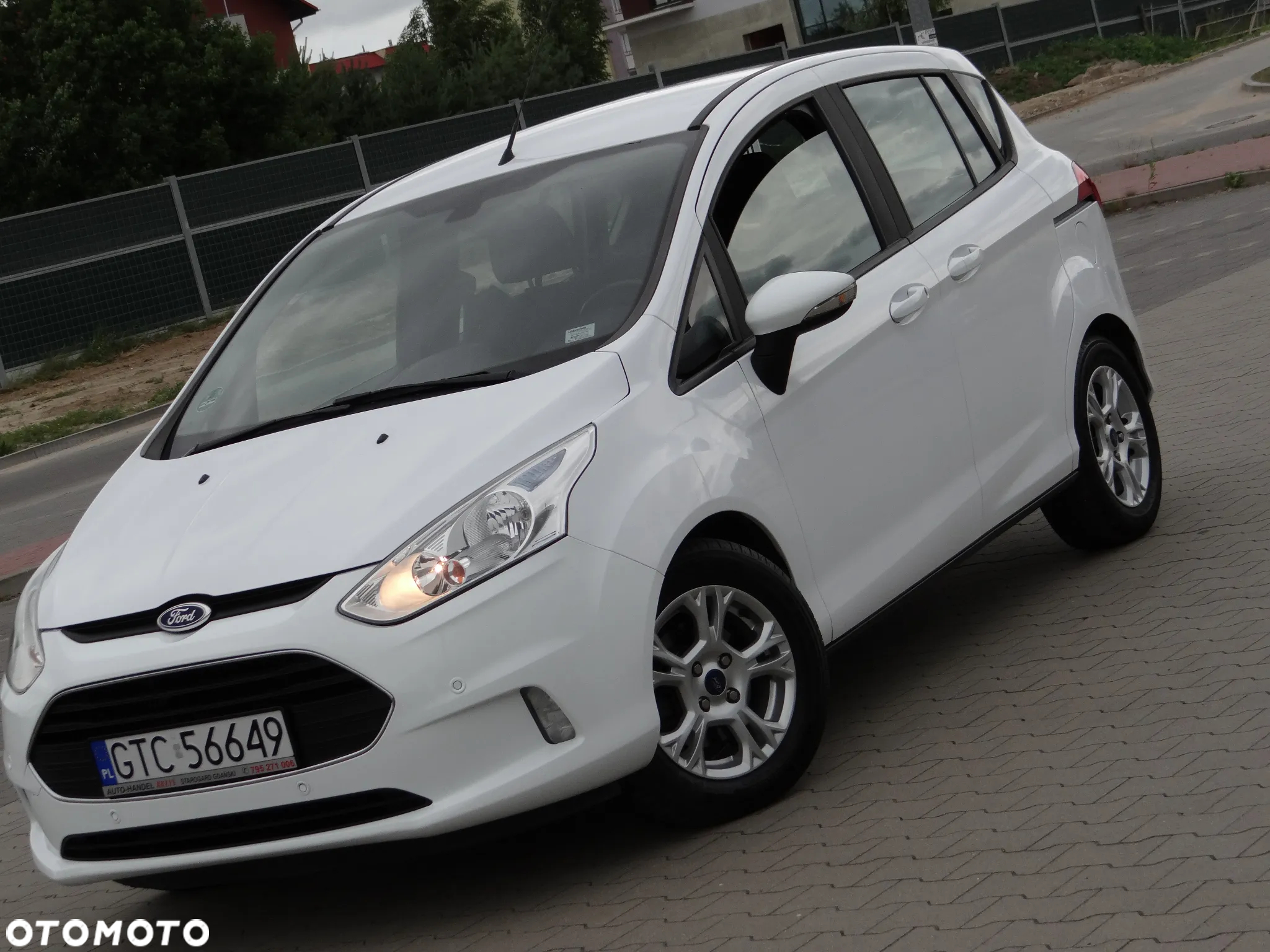 Ford B-MAX - 16