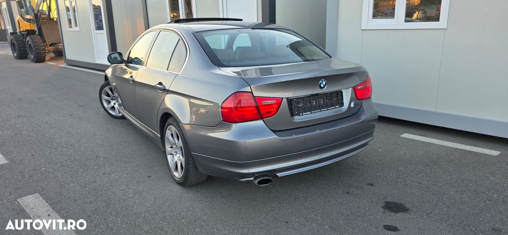 BMW Seria 3 - 16