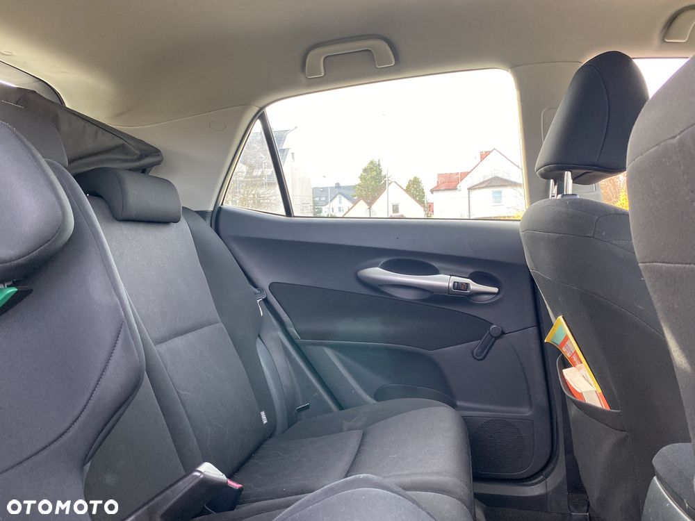 Toyota Auris 1.4 D-4D Terra - 8