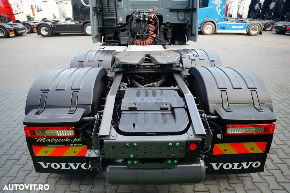 Volvo FH 540 / 6x2 / RETARDER / I-PARK COOL / ÎMPINGĂTOR / PUNTE DE DIRECȚIE / RIDICATIVĂ / SUSPENSIE PNEUMATICĂ / PIELE / IMPORTAT DIN GERMANIA / EURO 6 - 15