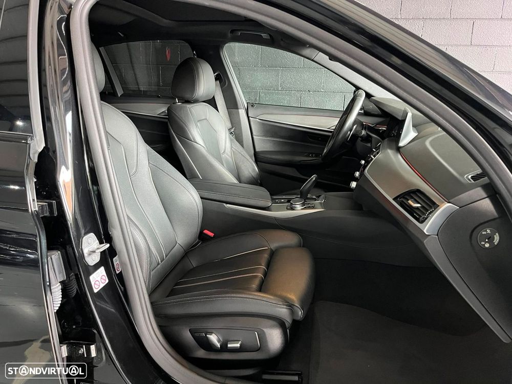 BMW M550d xDrive Auto - 11
