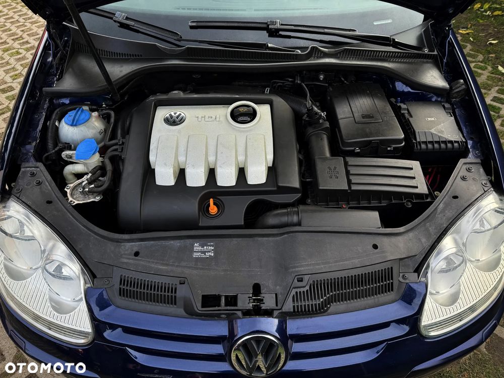 Volkswagen Golf V 1.9 TDI Comfortline - 29