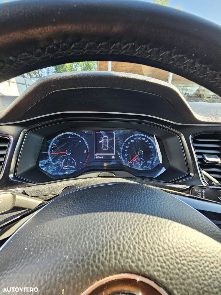 Volkswagen T-Roc 1.6 TDI SCR - 10