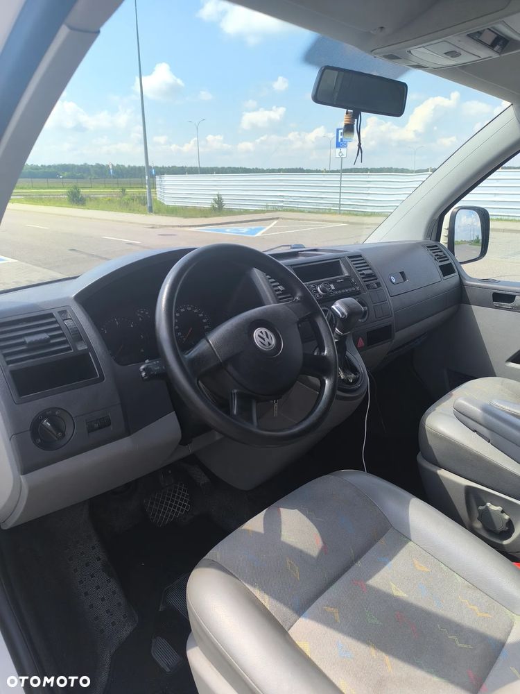 Volkswagen T5 - 16