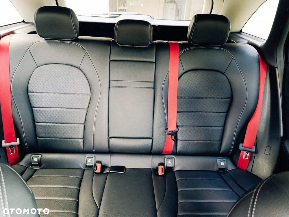 Mercedes-Benz GLC 220 d 4-Matic - 3