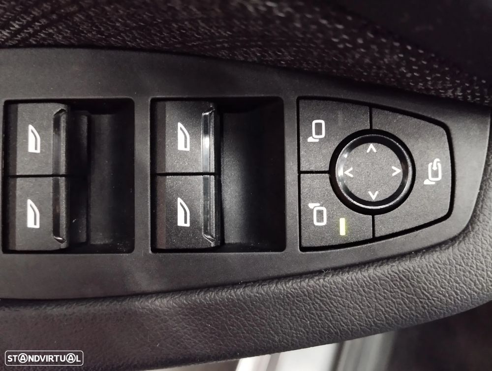 BMW 218 Active Tourer i Auto - 22