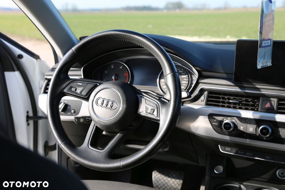 Audi A4 Avant 2.0 TDI S tronic - 15