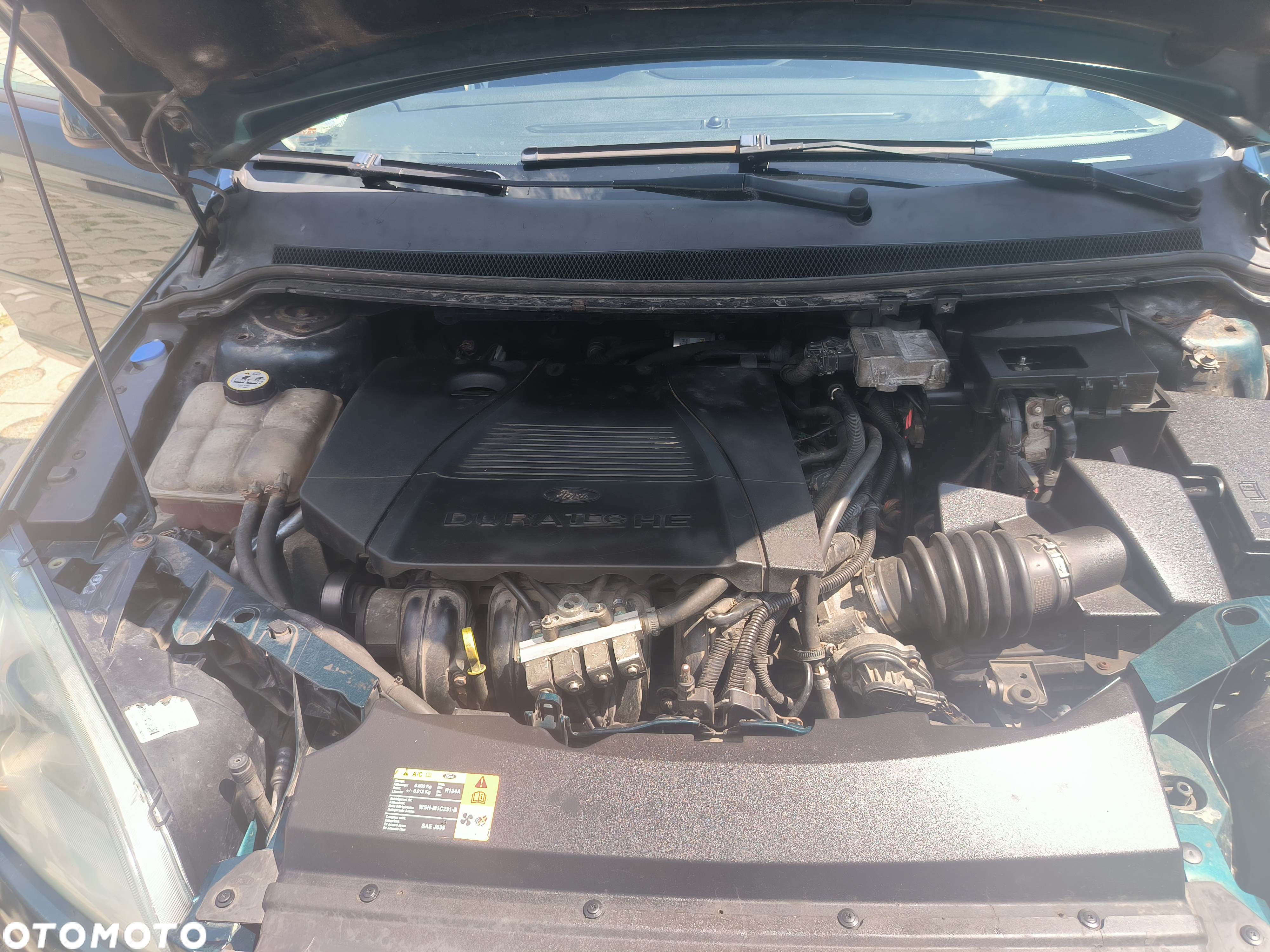 Ford Focus 2.0 Ghia - 10
