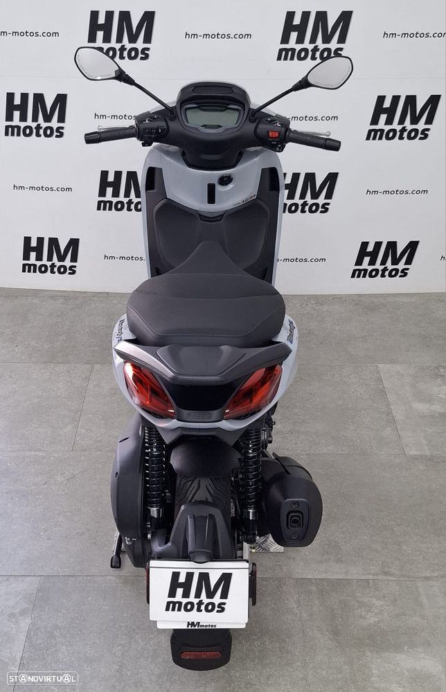 Piaggio Beverly HPE SPORT - 36 MESES GARANTIA - 6