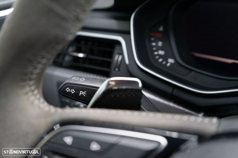 Audi RS5 TFSI quattro tiptronic - 43