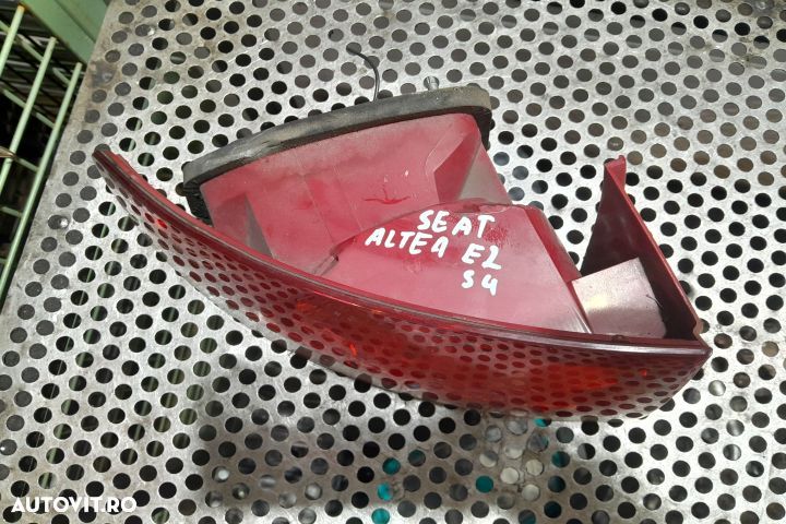 Lampa / Tripla stop stanga pe aripa 5P8945095A 5P8945095A Seat Altea - 2