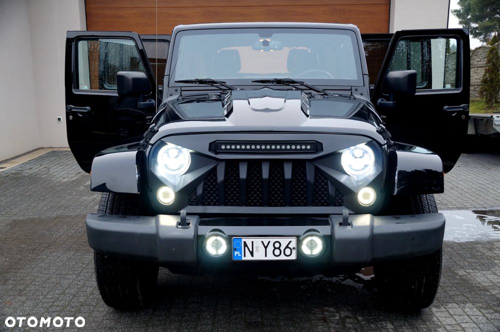 Jeep Wrangler 3.6 Unlim Sahara - 16