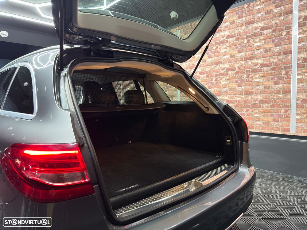 Mercedes-Benz C 350 - 10