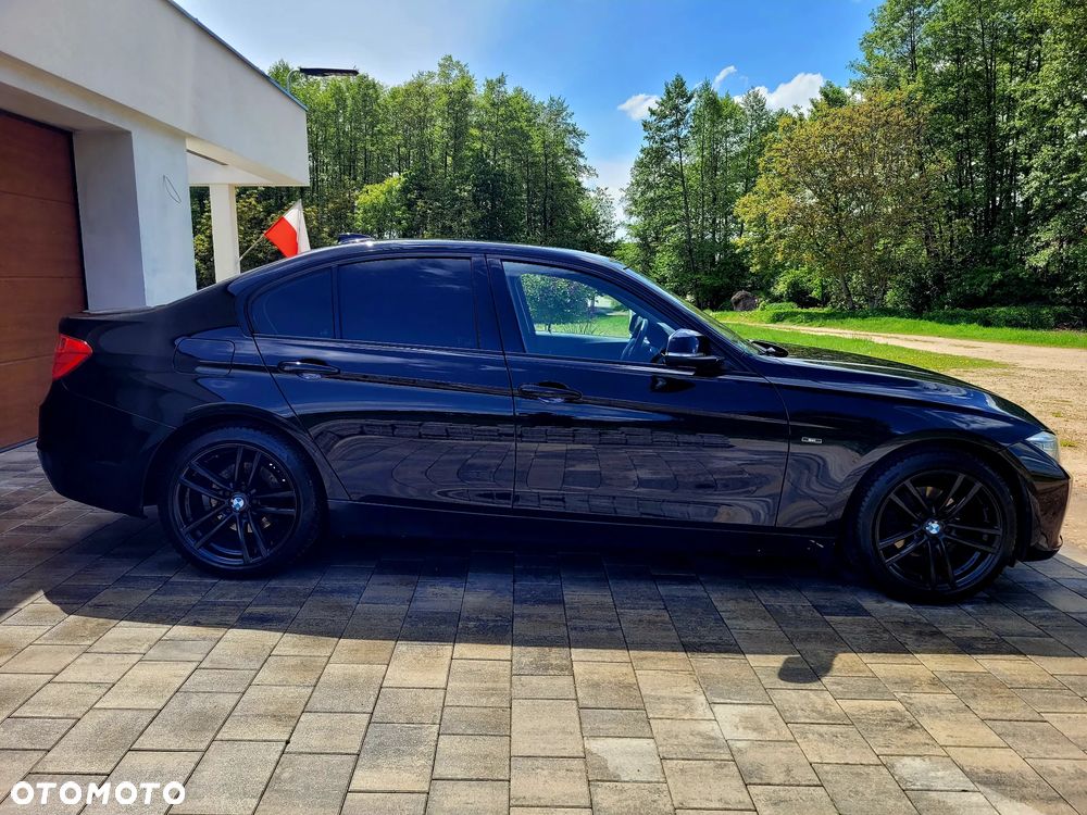 BMW Seria 3 320i Sport Line - 6