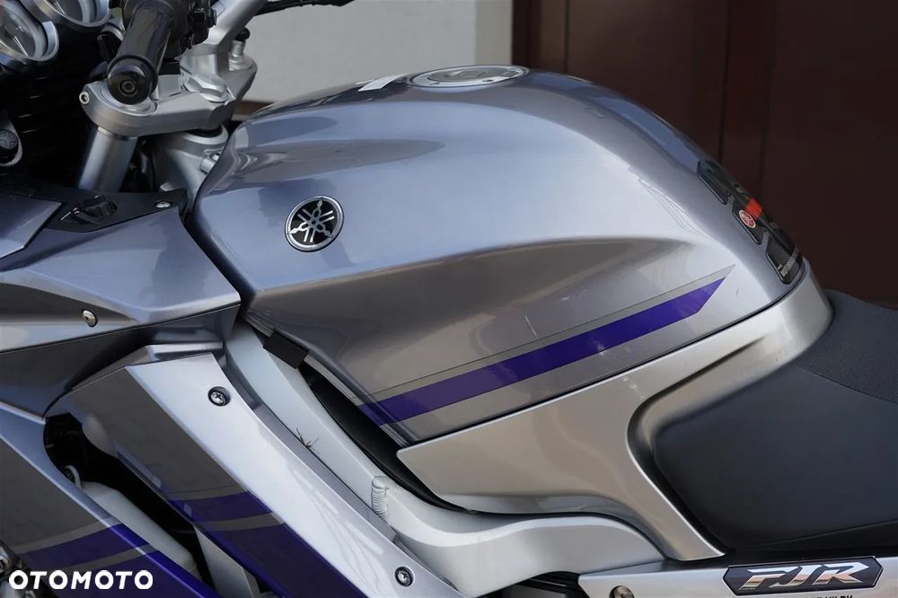 Yamaha FJR - 29