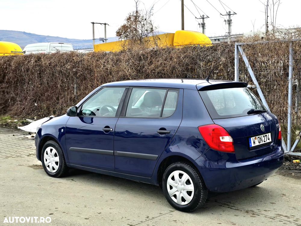 Skoda Fabia - 10