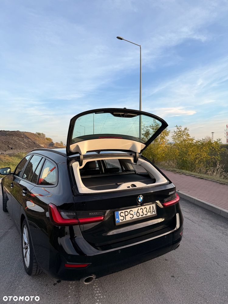 BMW 3 Series 2020 photo 5