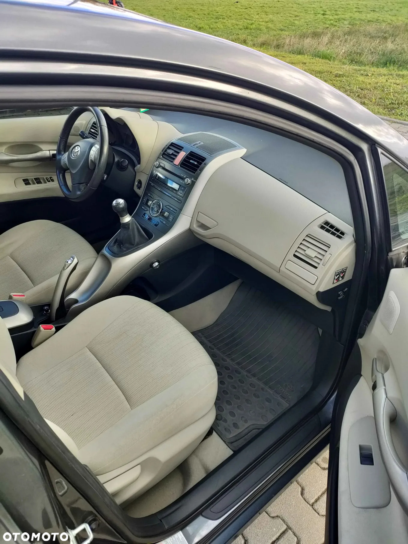 Toyota Auris 1.6 VVT-i Sol - 16