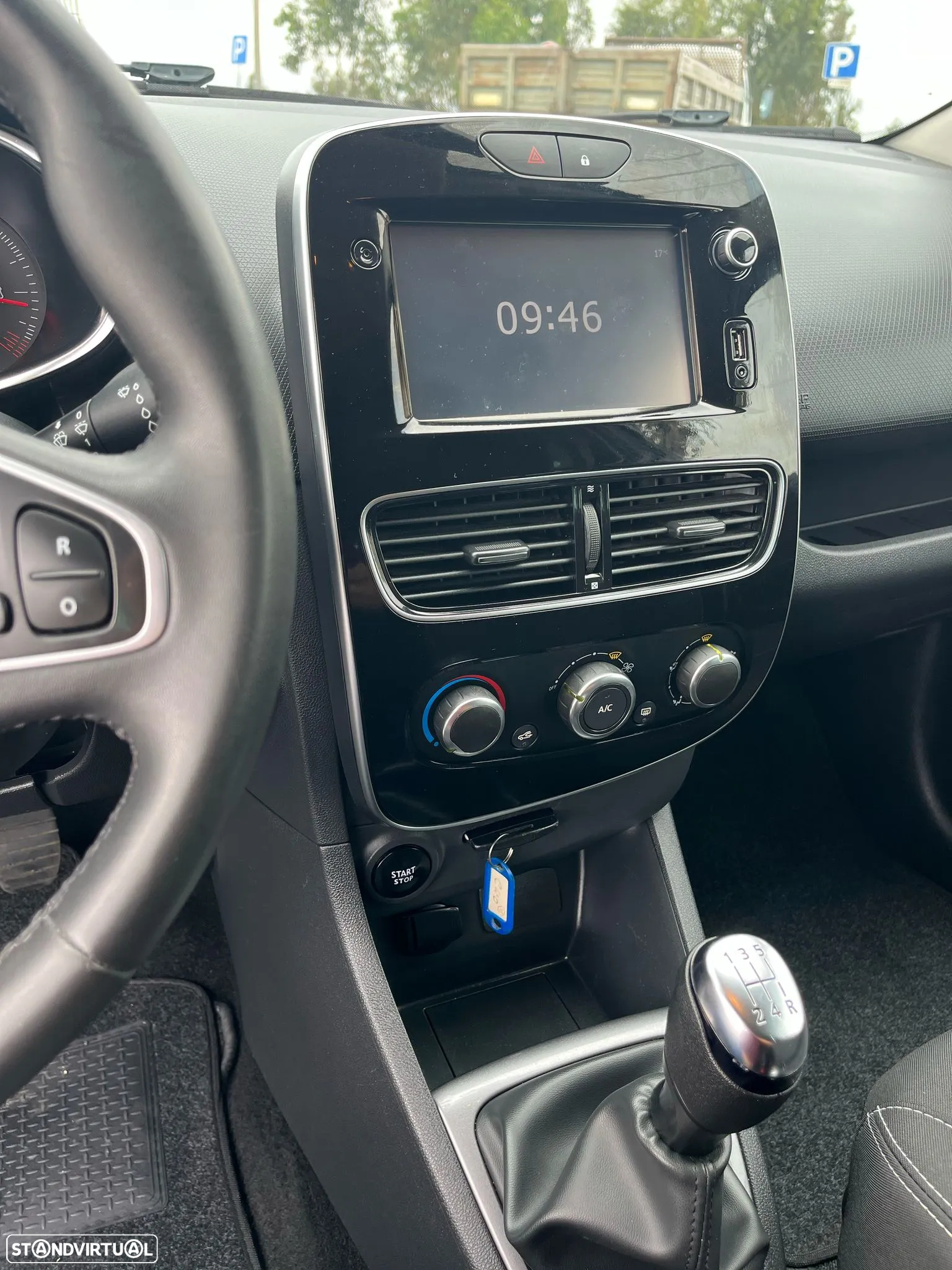 Renault Clio 0.9 TCe Limited Edition - 9