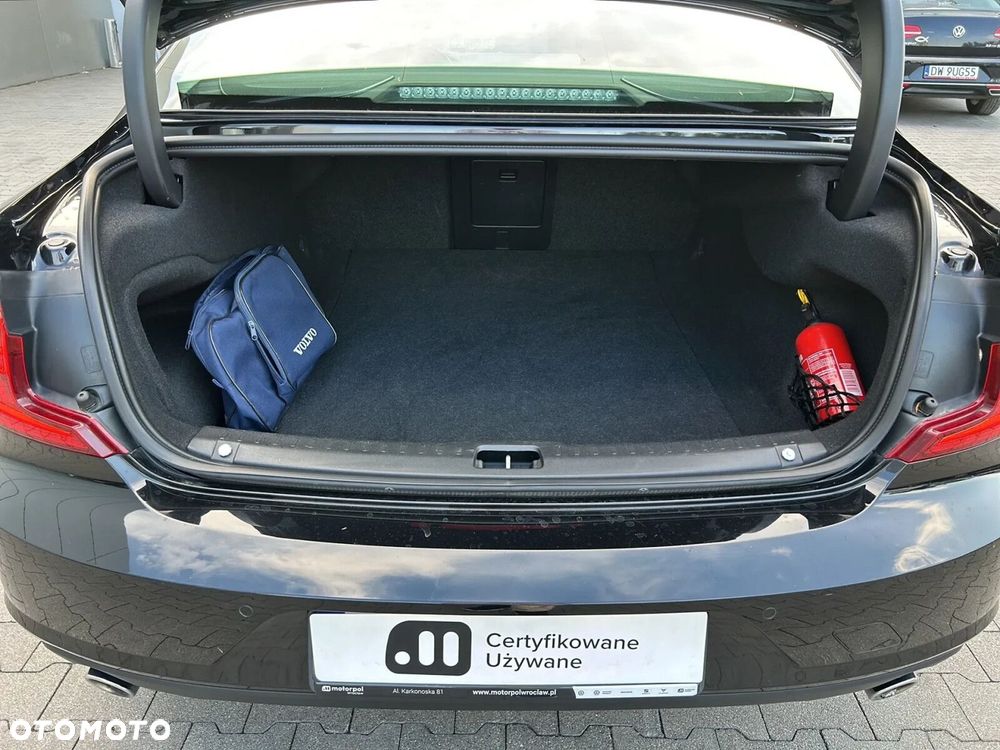 Volvo S90 D4 SCR Momentum Pro - 10