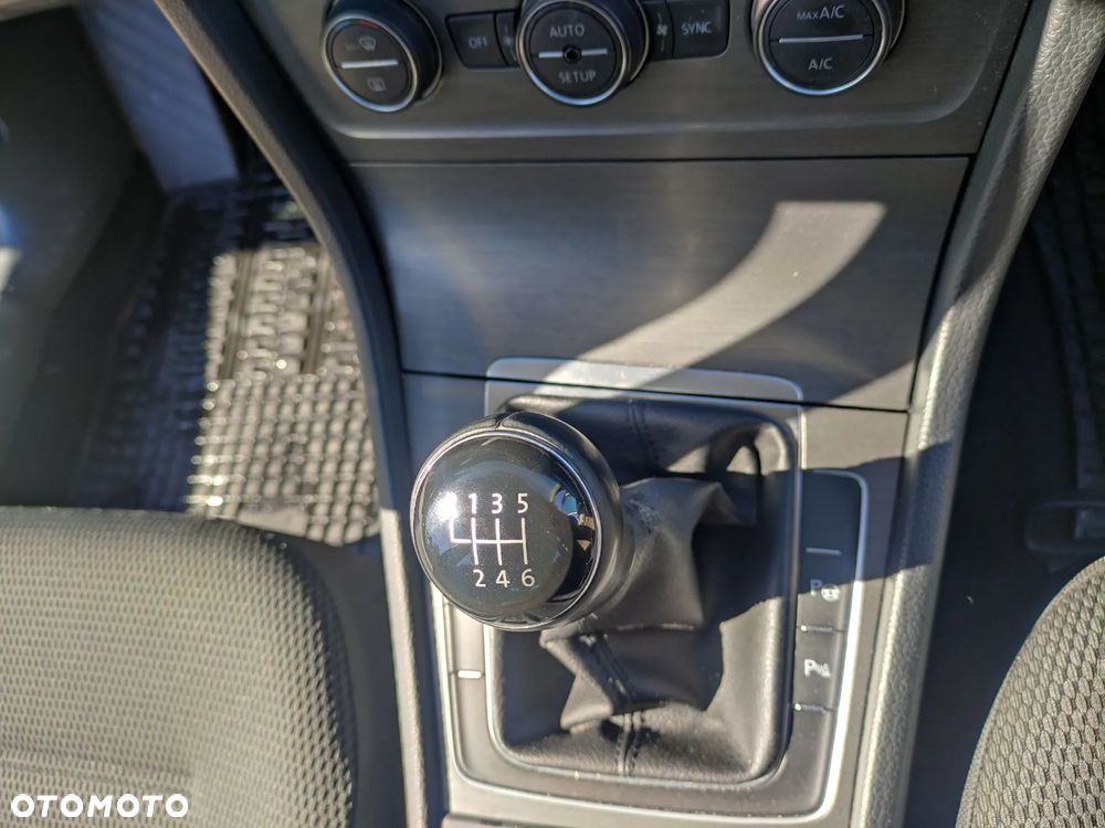 Volkswagen Golf VII 1.4 TSI BMT Comfortline - 13