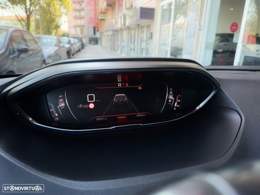 Peugeot 5008 1.5 BlueHDi Active Pack EAT8 - 28