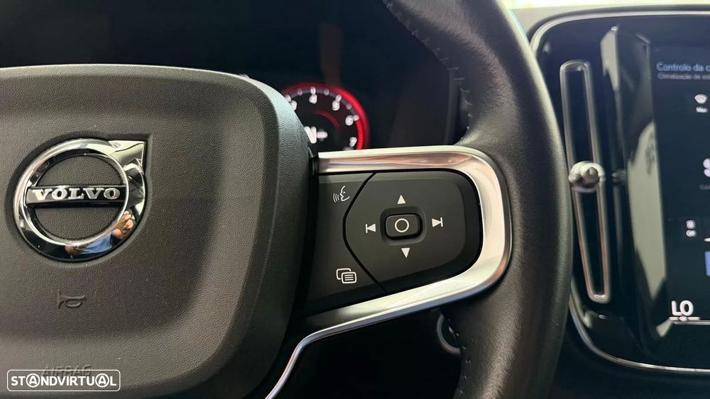 Volvo XC 40 - 22