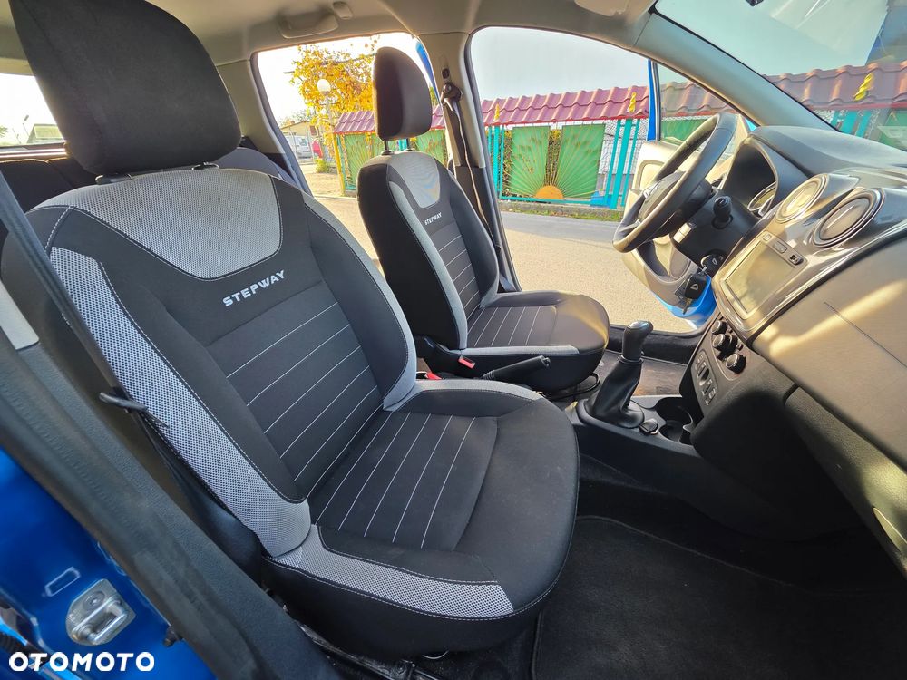 Dacia Logan TCe 90 (S&S) Stepway - 13