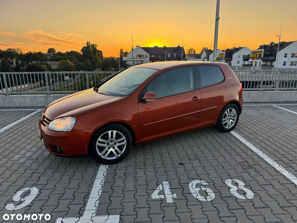 Volkswagen Golf - 2