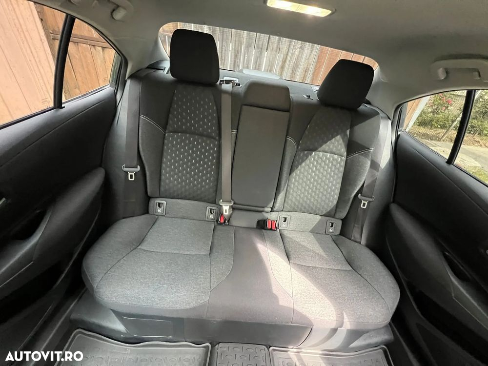 Toyota Corolla - 15