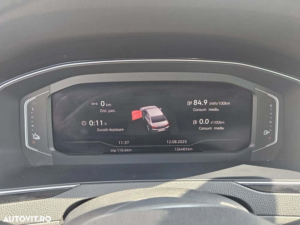 Volkswagen Passat - 9