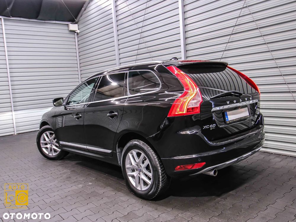 Volvo XC 60 D3 Geartronic Summum - 4