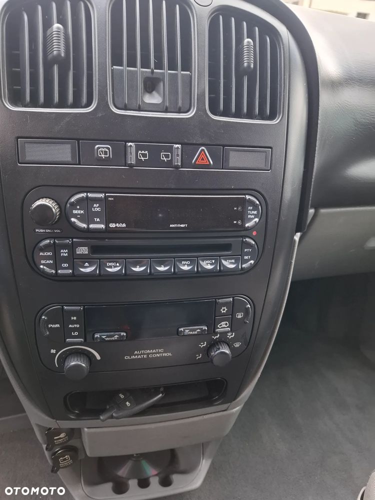 Chrysler Voyager 2.8 CRD Family - 16
