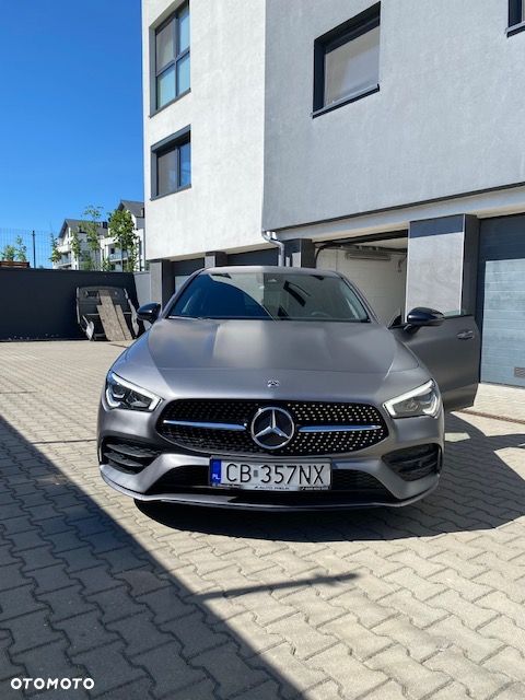Mercedes-Benz CLA 200 7G-DCT - 4