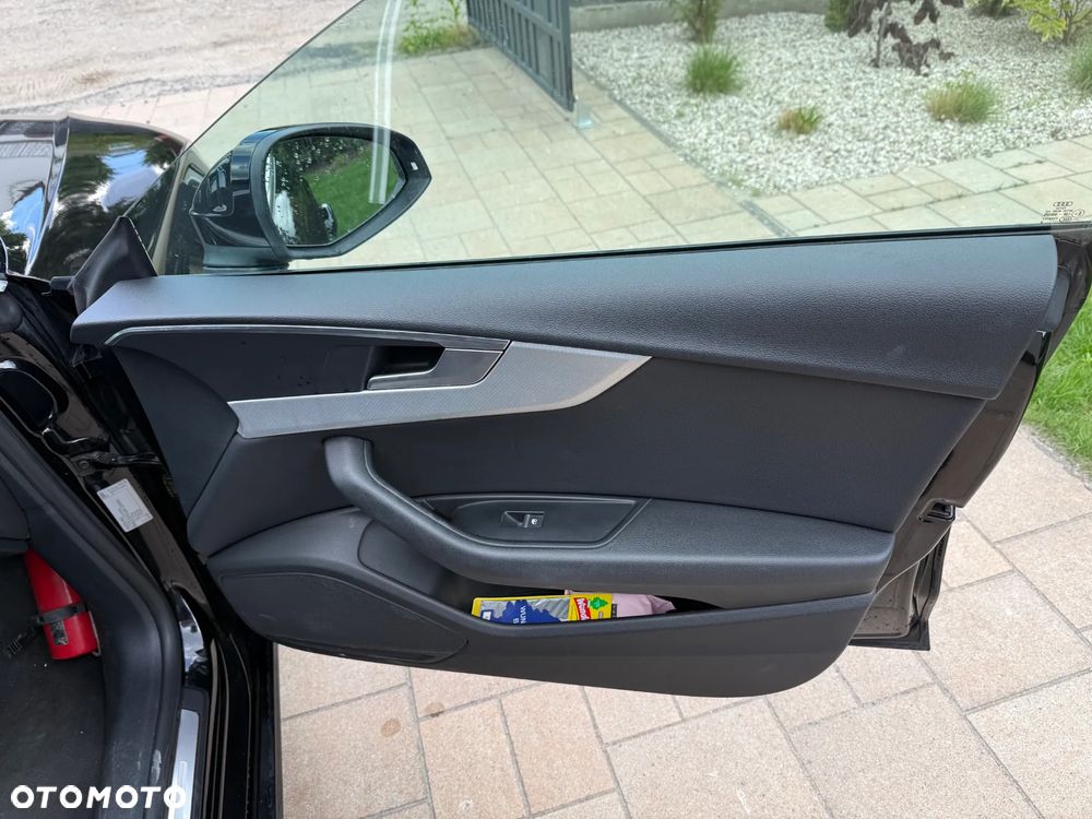 Audi A5 Sportback 2.0 TDI S tronic - 11