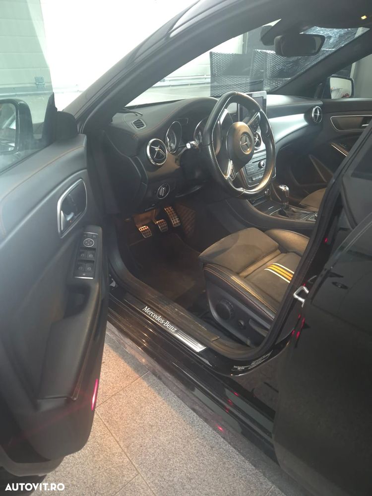 Mercedes-Benz CLA 220 - 9