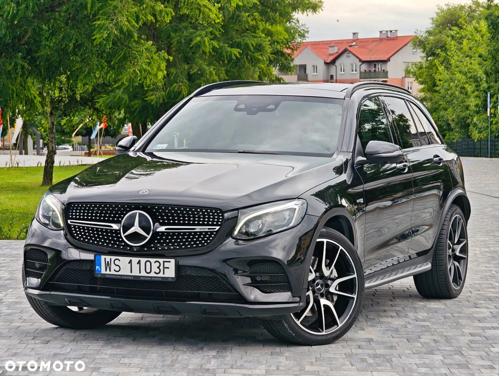 Mercedes-Benz GLC - 1